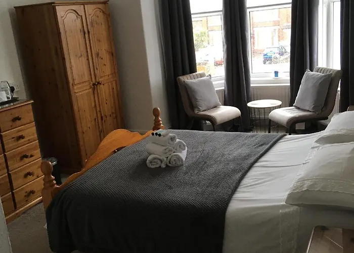 Oak Alyn Hotel